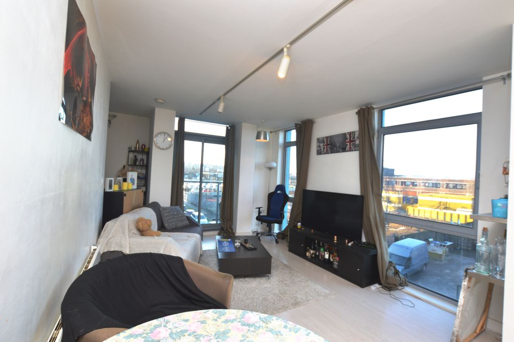 Property photo 1 of 5