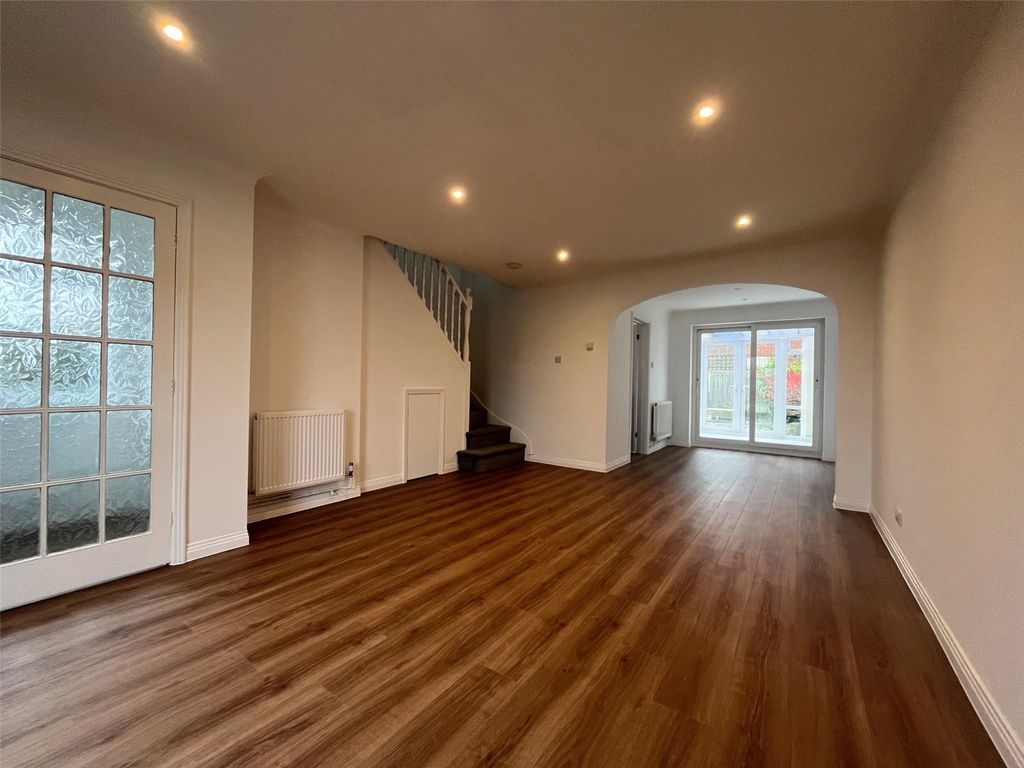 Property photo 3 of 15 Picture No. 09