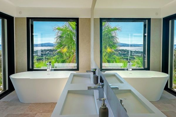 Property photo 3 of 3