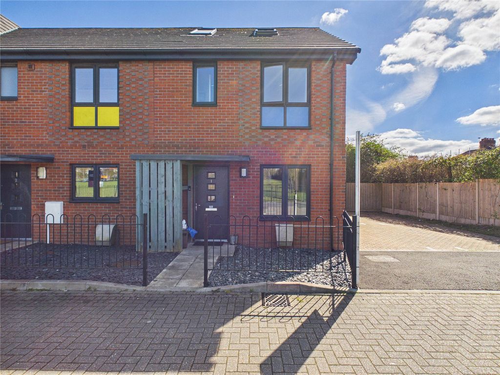 Property photo 2 of 24 Picture No. 39