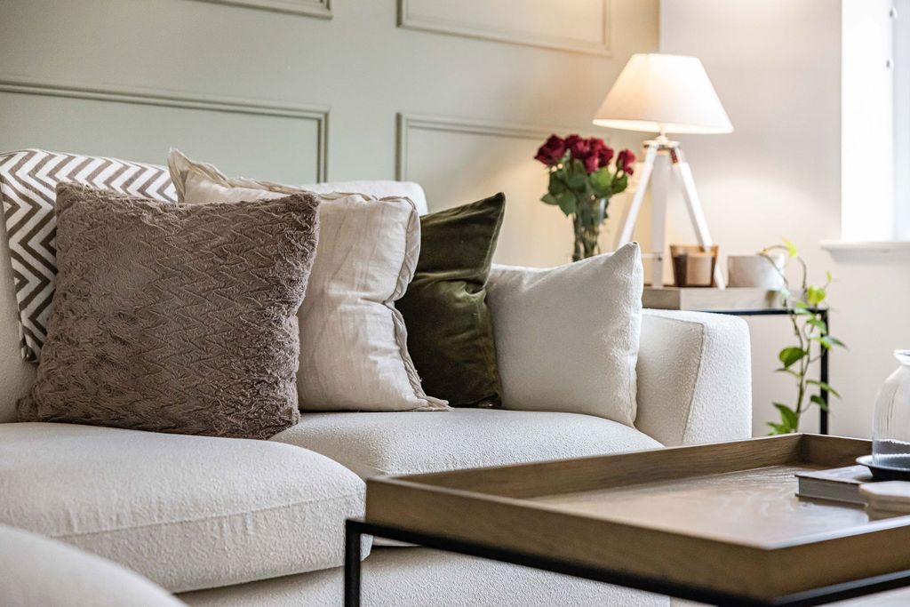 Property photo 3 of 19