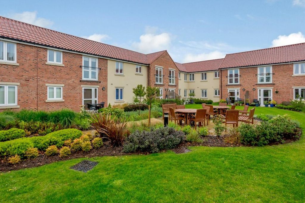 Property photo 1 of 19 Wbc.Jpg