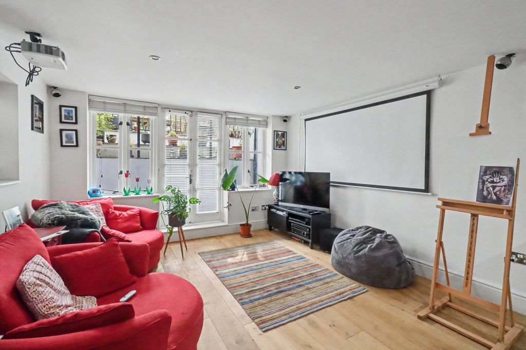 Additional image 8 of 5 bed detached house for saleVine Road, East Molesey KT8