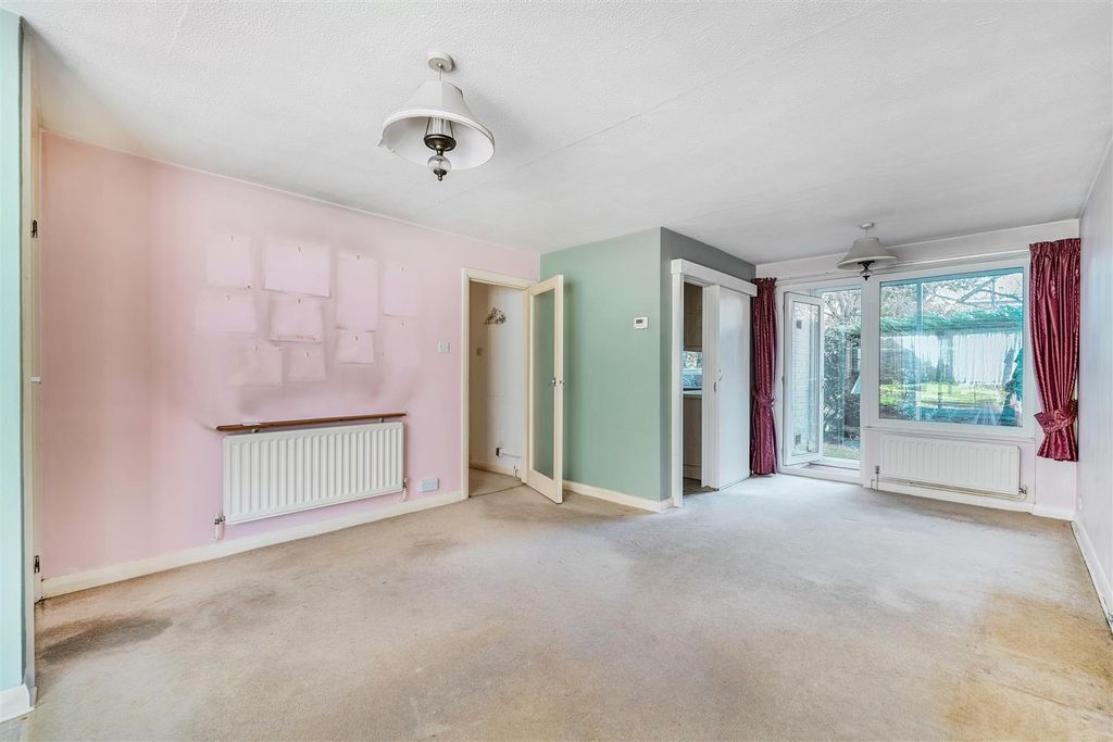 Property photo 2 of 13 1357709-28-68d3E682Df9A7-Arw .Jpg