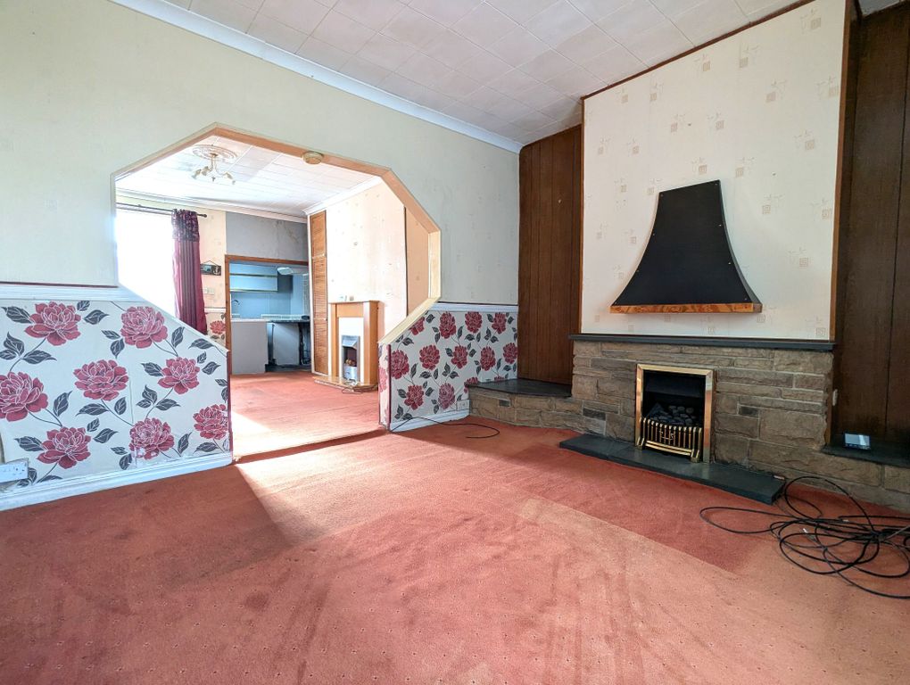 Property photo 3 of 10 Photograph 3