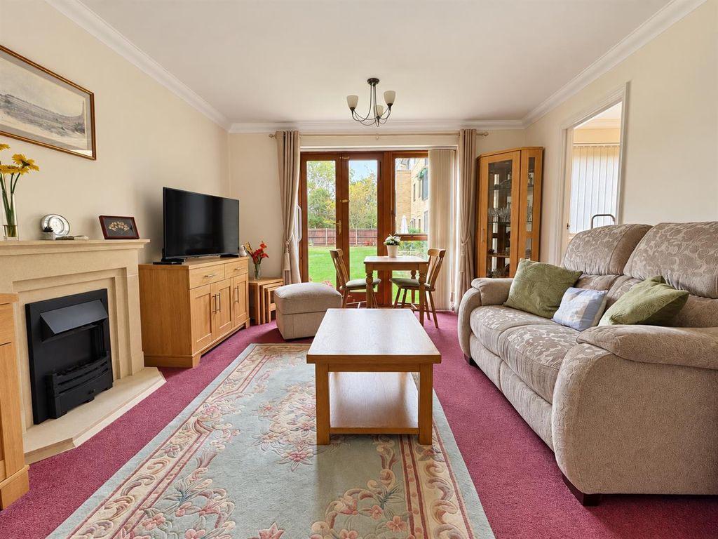 Property photo 2 of 18 2517.Png