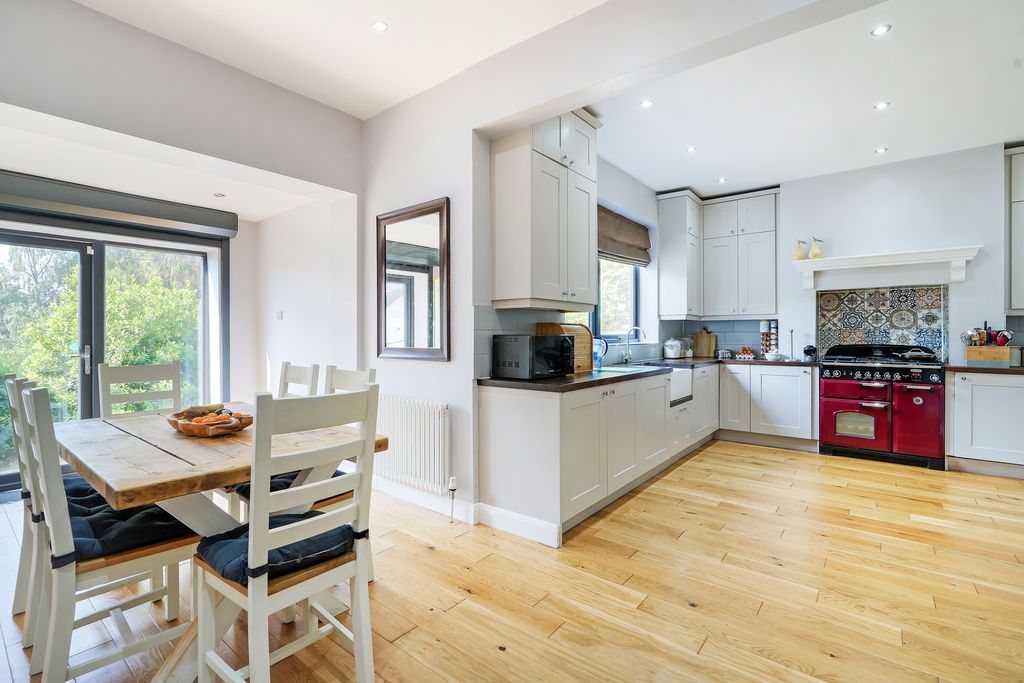 Property photo 1 of 36 Dining Kitchen