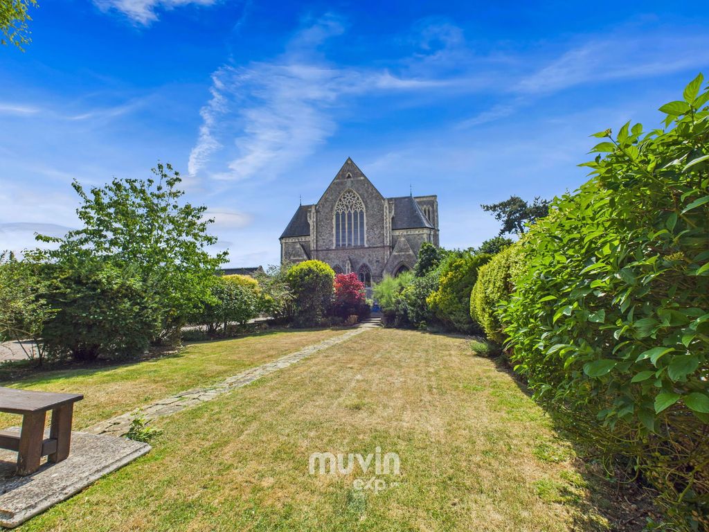 Property photo 1 of 38