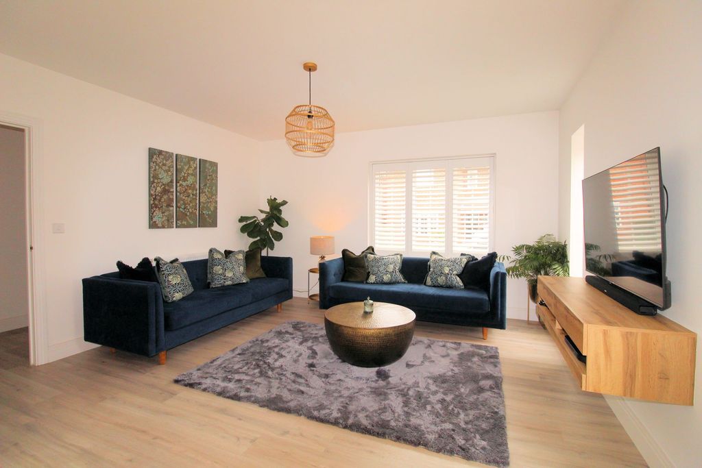 Property photo 3 of 27 Reception Room 2