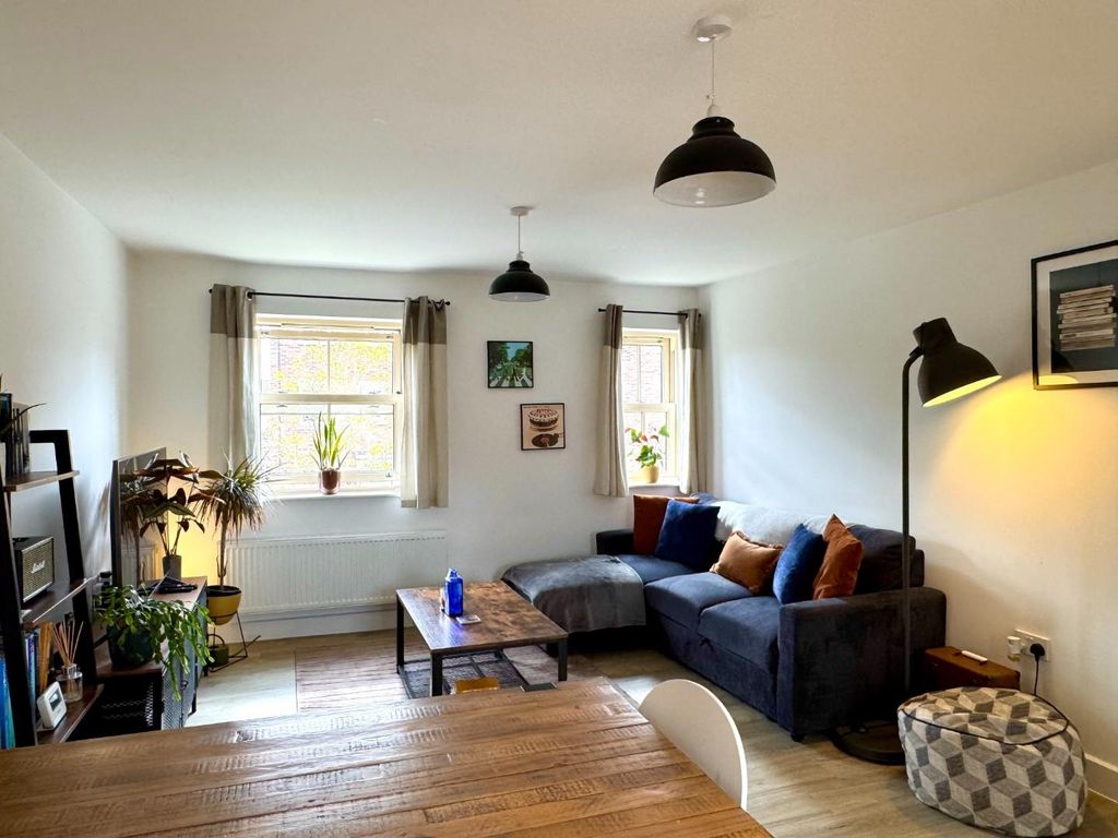 Property photo 3 of 17 Img_3588.Jpeg