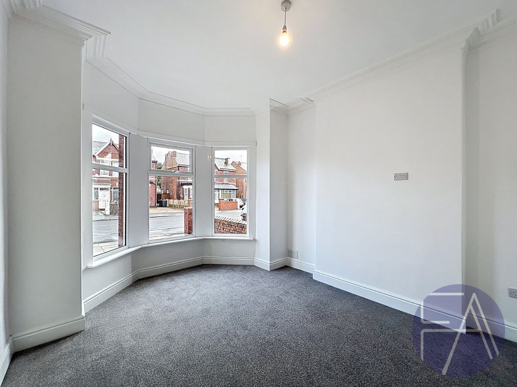 Property photo 2 of 14 4902132