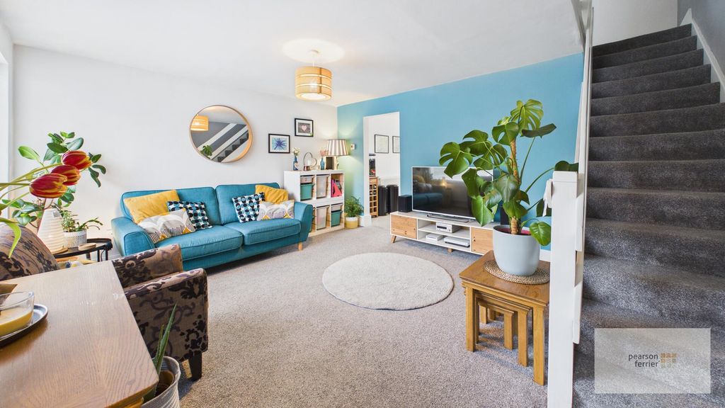 Property photo 2 of 13 Living Room