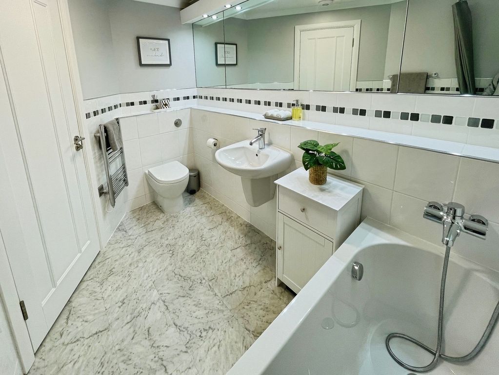 Additional image 9 of 2 bed flat for saleMain Road, Ogmore-By-Sea CF32