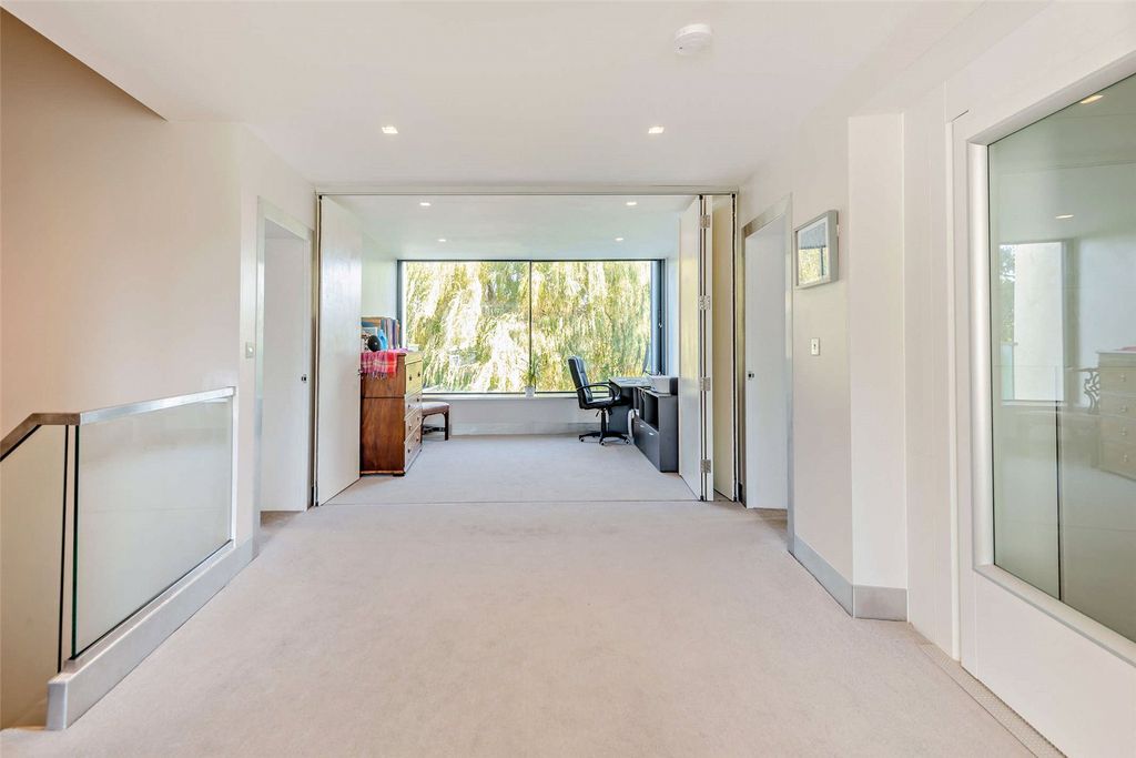 Additional image 16 of 5 bed detached house for saleVicarage Walk, Bray, Maidenhead, Berkshire SL6