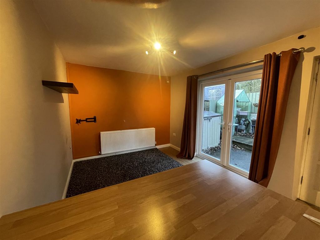 Property photo 2 of 11 19 Hill 2.Jpeg