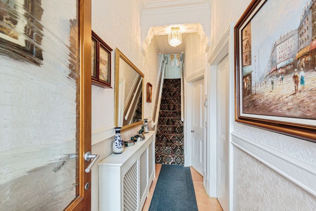 Property photo 2 of 17 Pbox-Img.Jpg