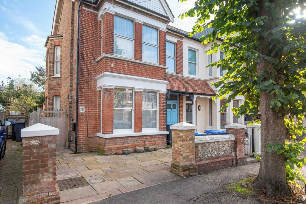 Property photo 2 of 55