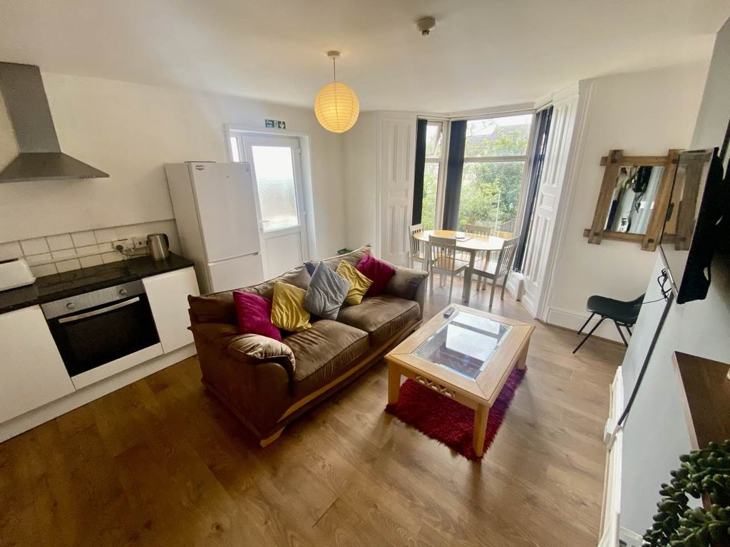 Property photo 1 of 15 Img_8047