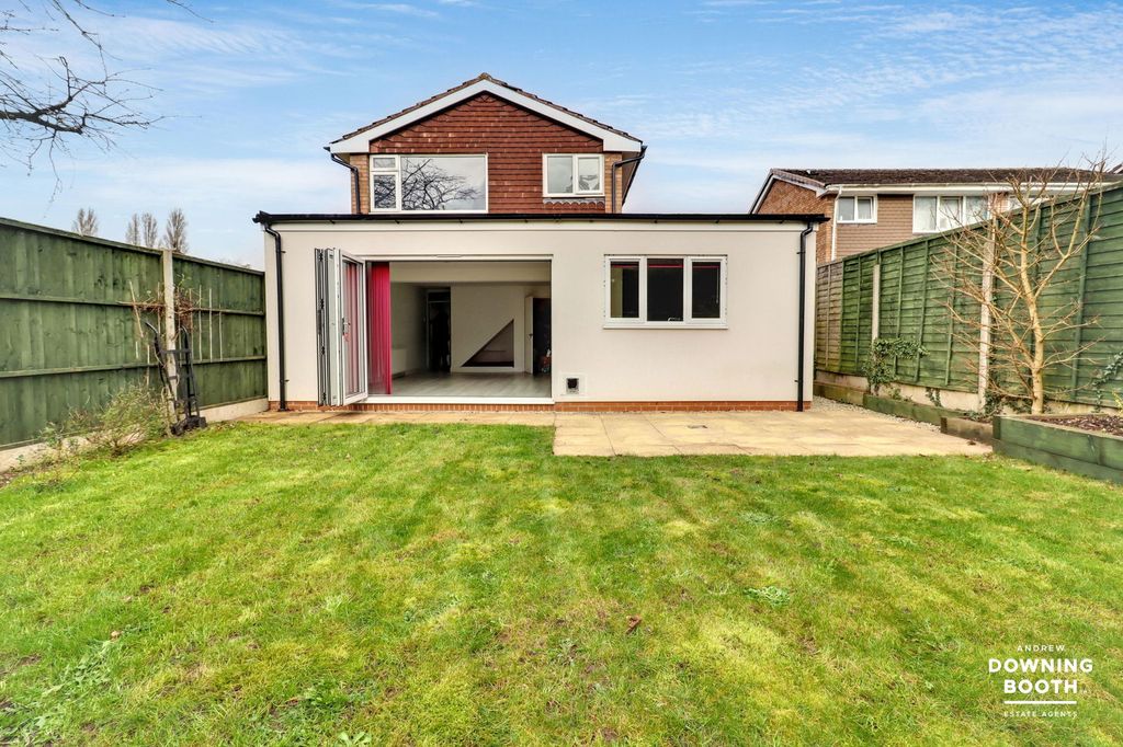 Property photo 1 of 27