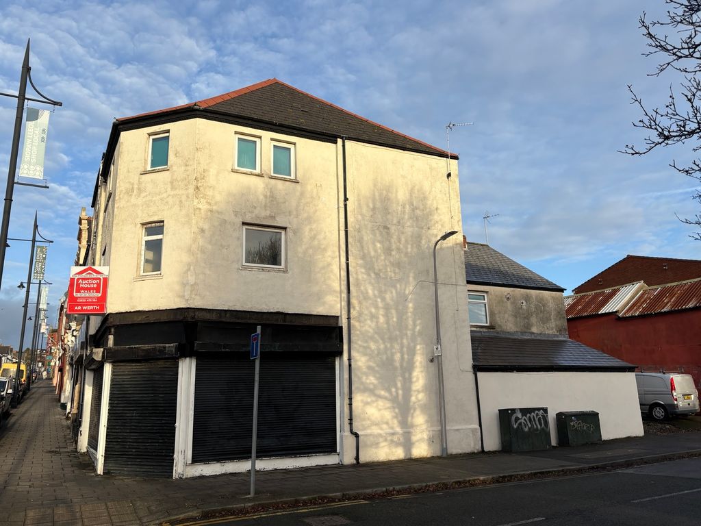 Property photo 2 of 16