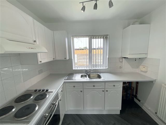 Property photo 2 of 20 Kitchen