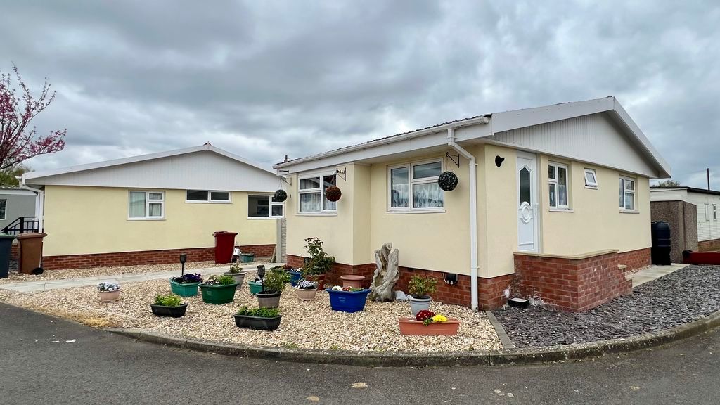 Property photo 2 of 12 Photo 2