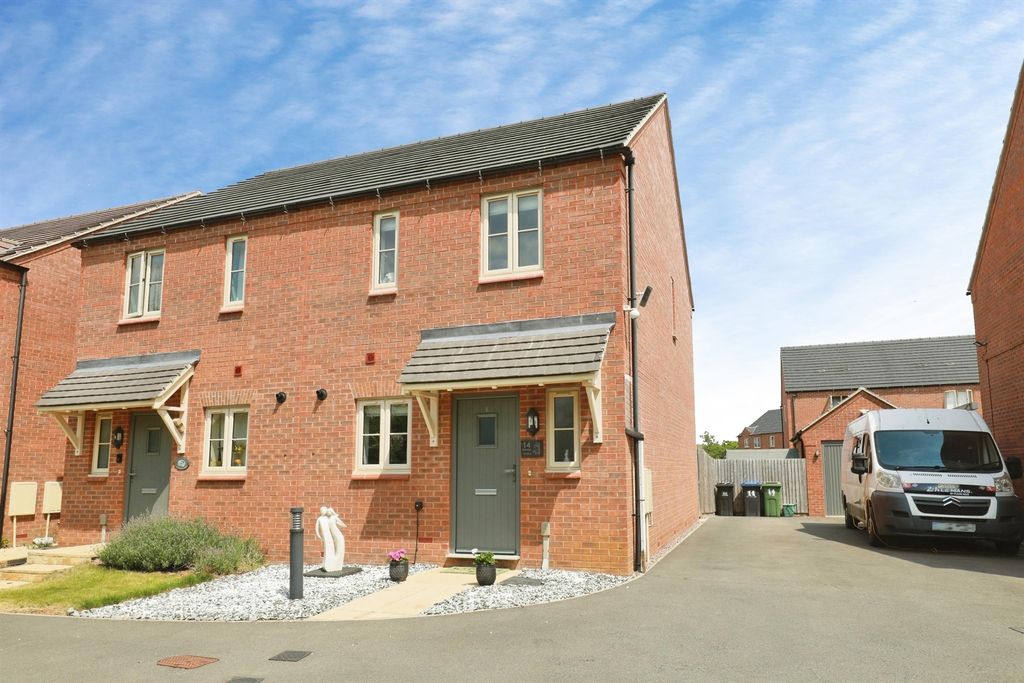 Property photo 1 of 13