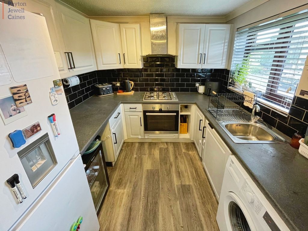 Property photo 3 of 10 Not Specified
