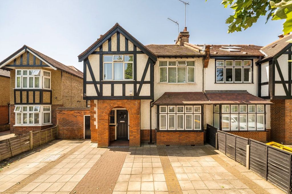 Property photo 1 of 7