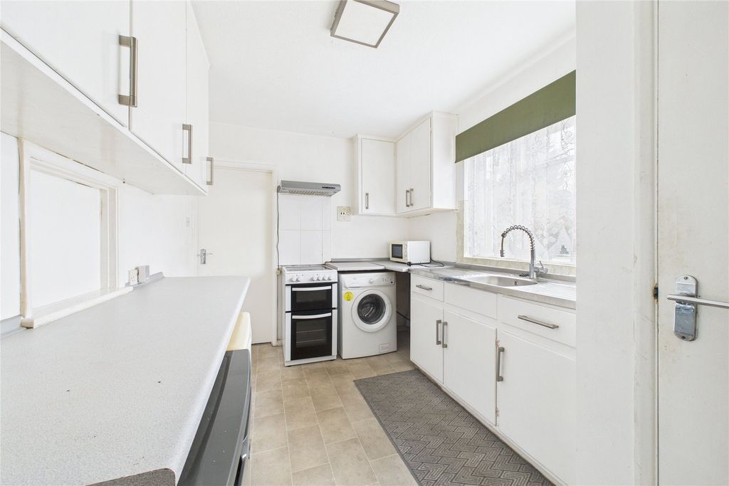 Property photo 2 of 11 Picture No. 22