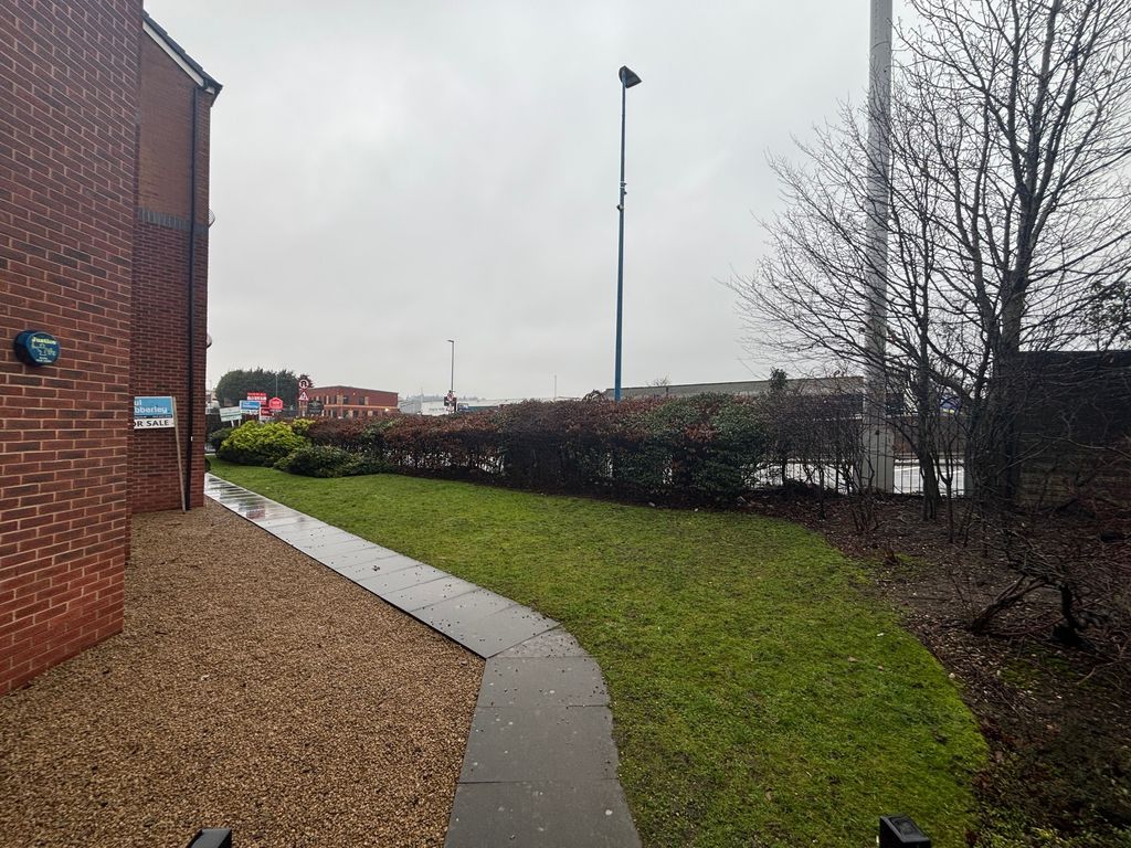 Property photo 2 of 3 Image