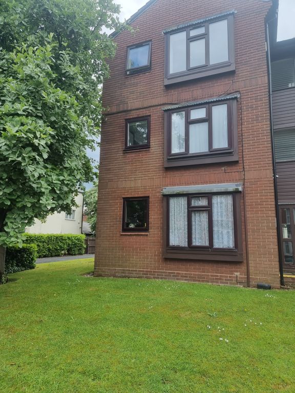 Property photo 1 of 8