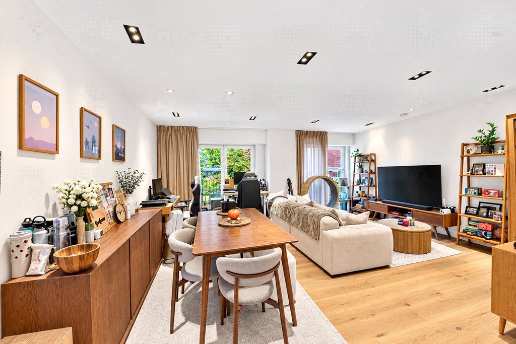Property photo 3 of 11 Picture No. 06