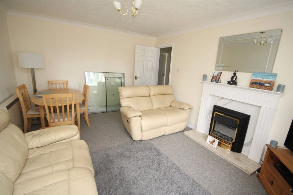 Property photo 3 of 10 Picture No. 08