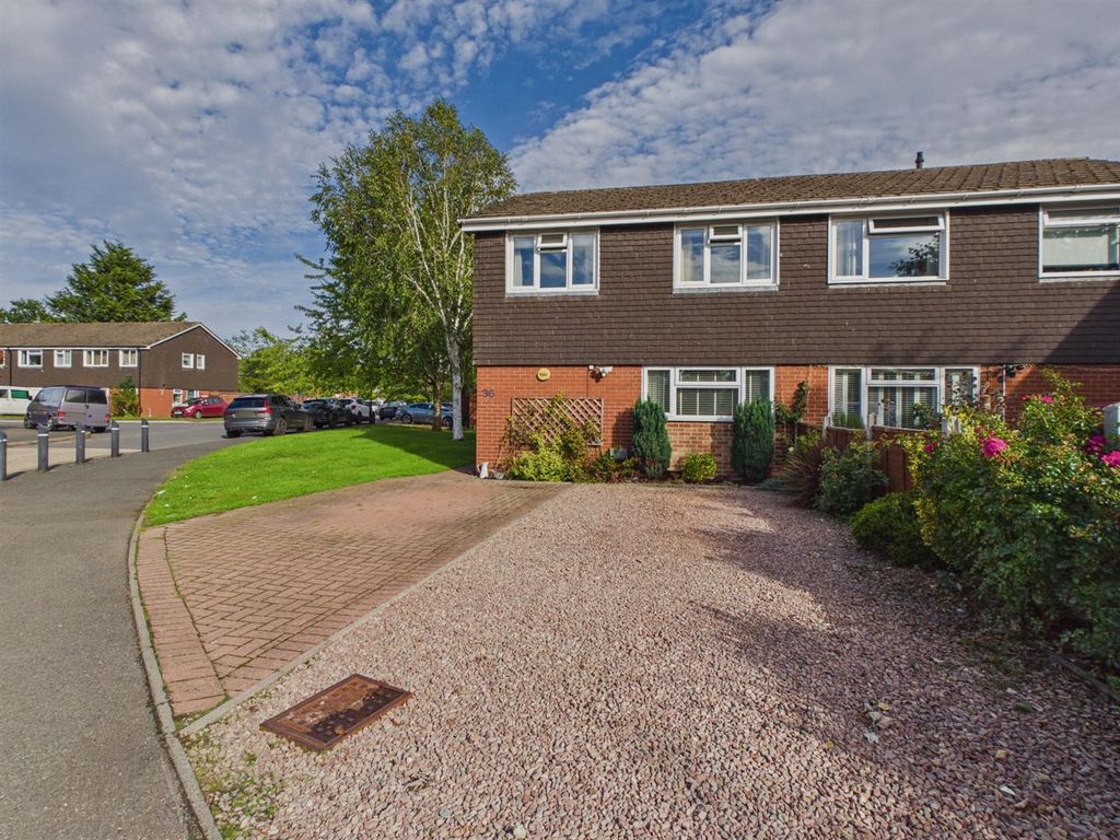Property photo 1 of 25 Cam03972G0-Pr0489-Still029.Jpg