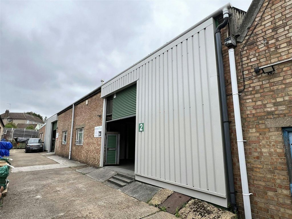 Property photo 2 of 11 Dbs130200_02.Jpg