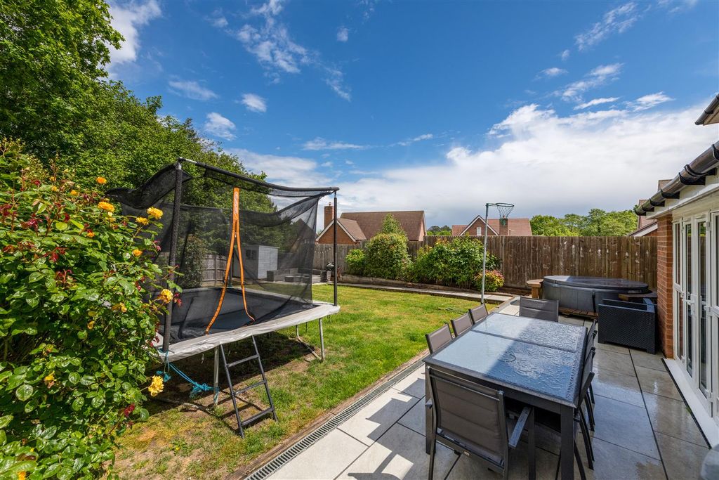 Additional image 28 of 4 bed detached house for saleLangmore Lane, Lindfield RH16