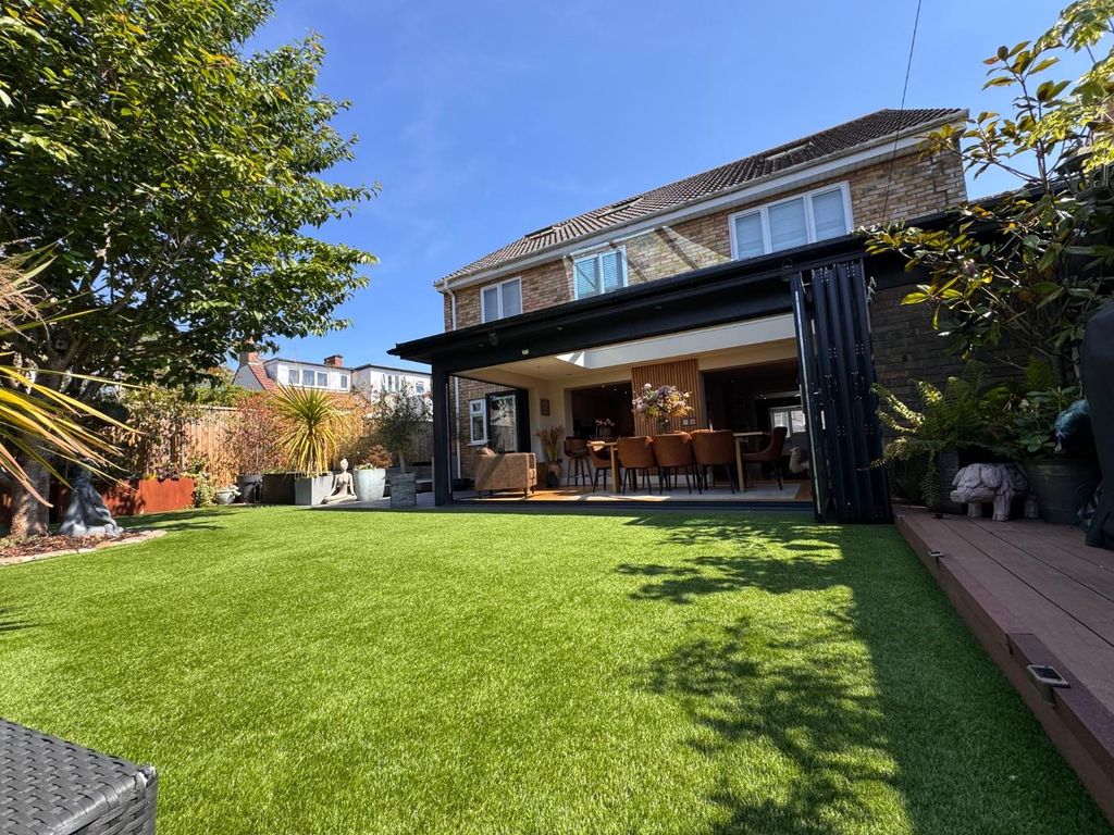 Property photo 1 of 33 Outside