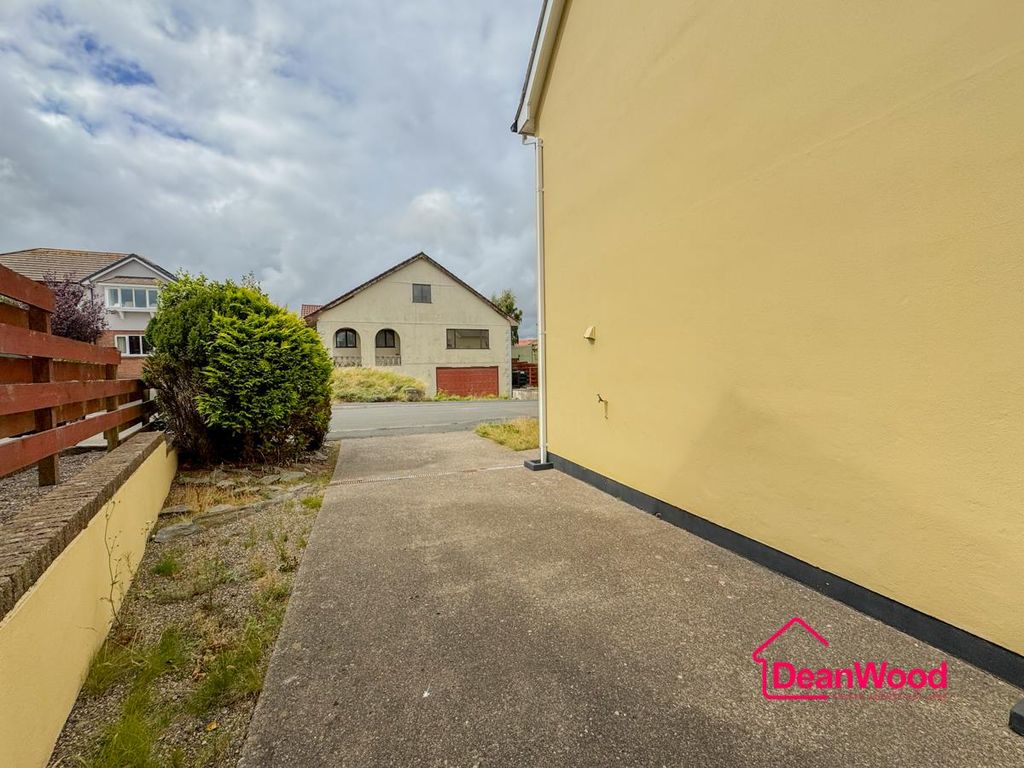 Property photo 3 of 20 No-03.Jpg