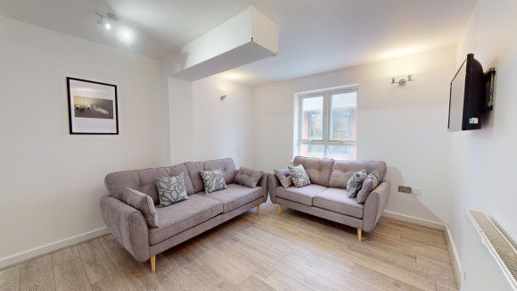 Property photo 1 of 7 8690631.Jpg
