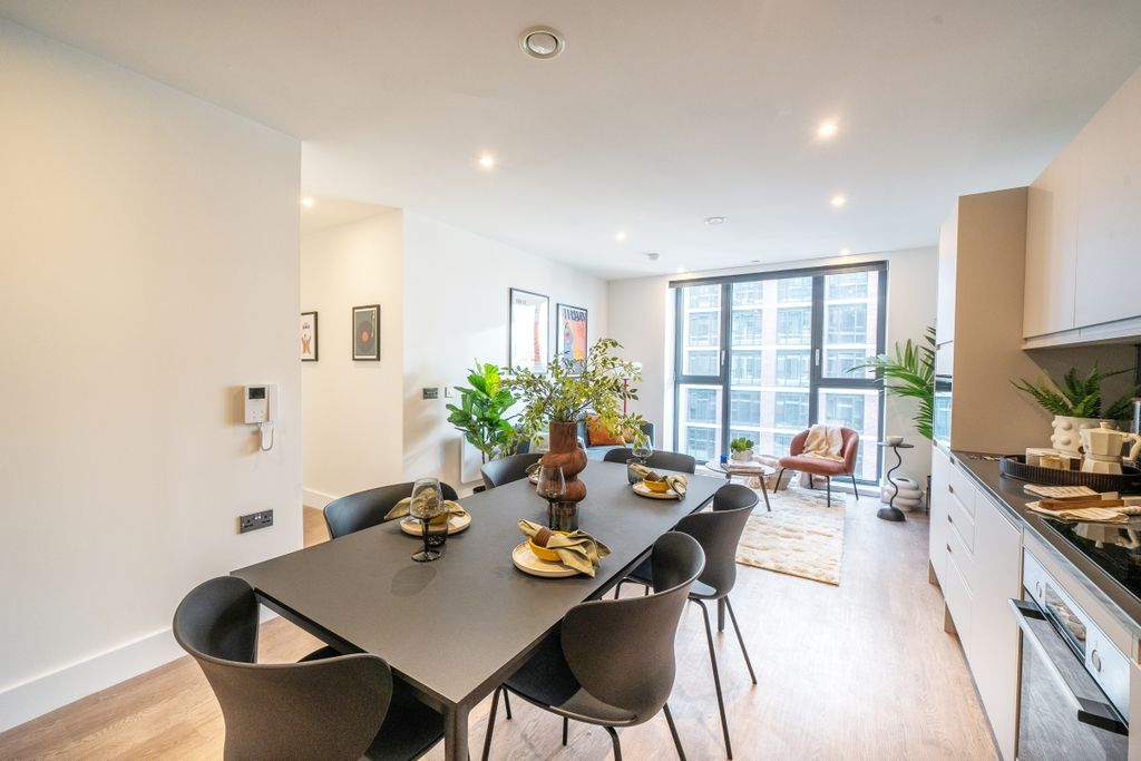 Property photo 1 of 17 1216141 (14)
