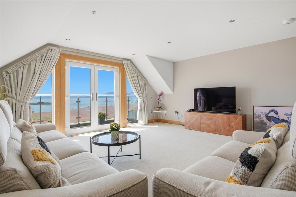 Additional image 15 of 5 bed detached house for saleThe Beach House, 18 Hyndman Road, Seamill, Ayrshire KA23