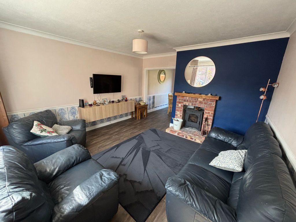 Property photo 2 of 21