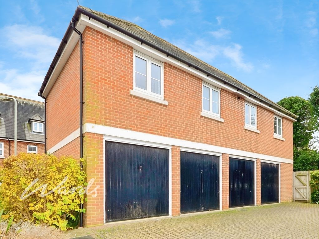 Property photo 3 of 10 079c3cc6-P4 (1)