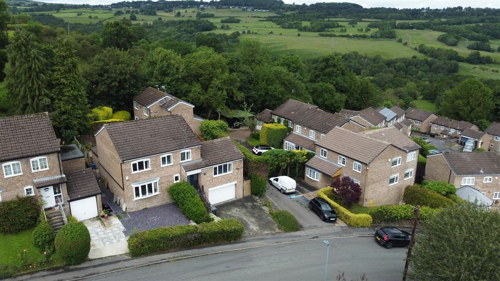 Property photo 1 of 44 Drone Outlook