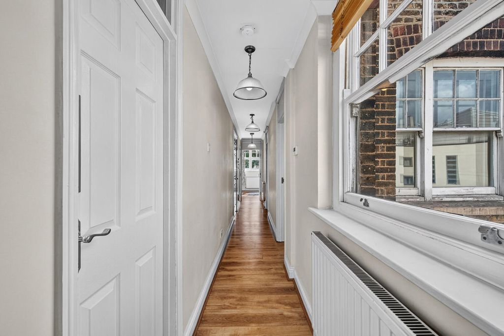 Property photo 2 of 15 Hallway