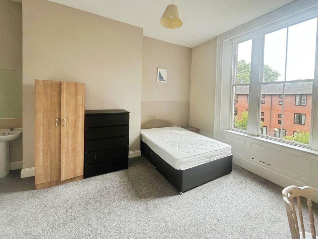 Property photo 3 of 10 117273F5-5.Jpg