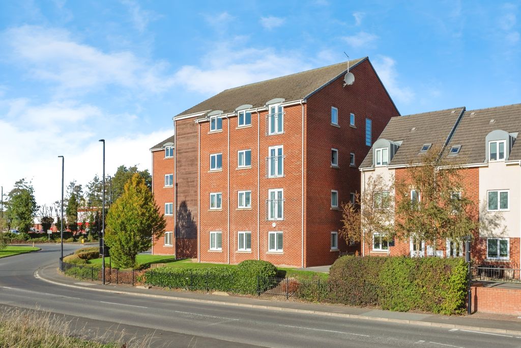 Property photo 3 of 13