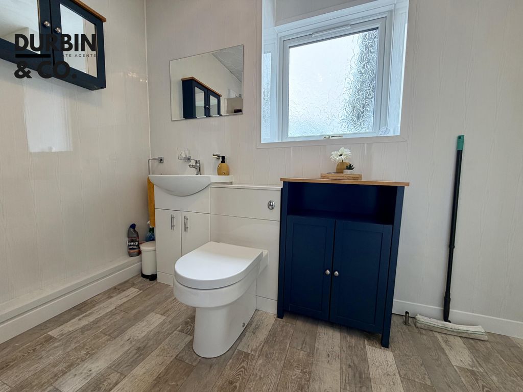 Property photo 3 of 33 Photo 24