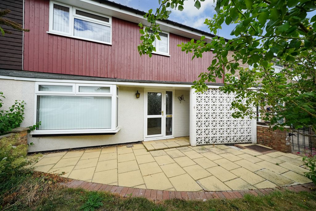 Property photo 1 of 17 6-Megdale-Place-7